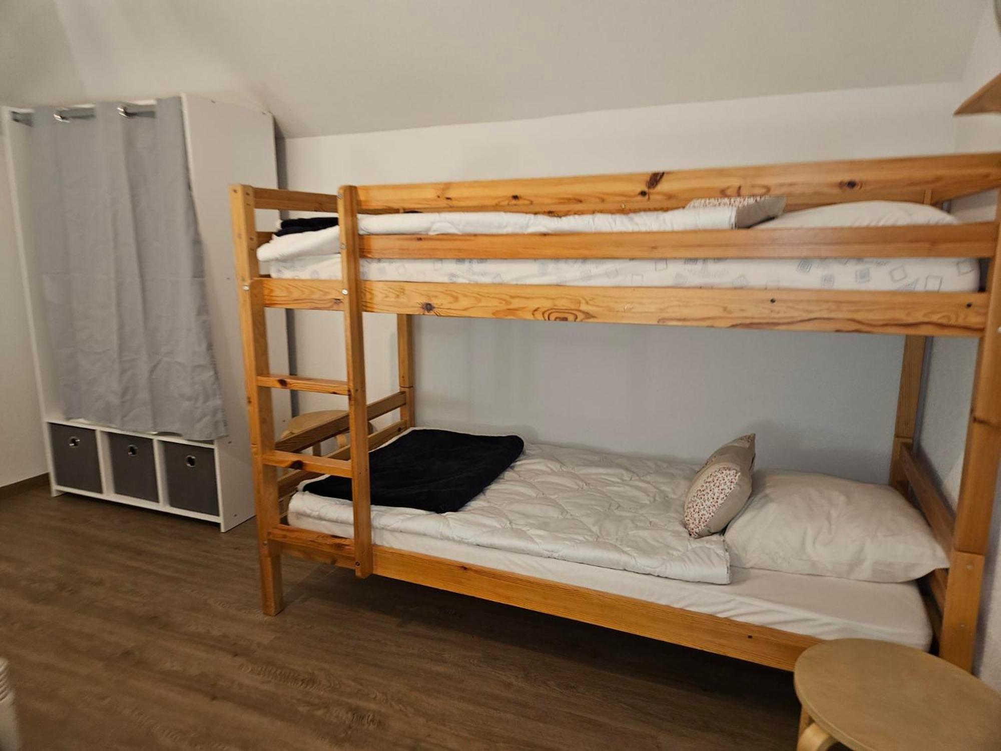 Gite Eglantine 2 A 6 Personnes Avec Spa Et Salle De Jeux Dans La Residence Вантрон Екстериор снимка