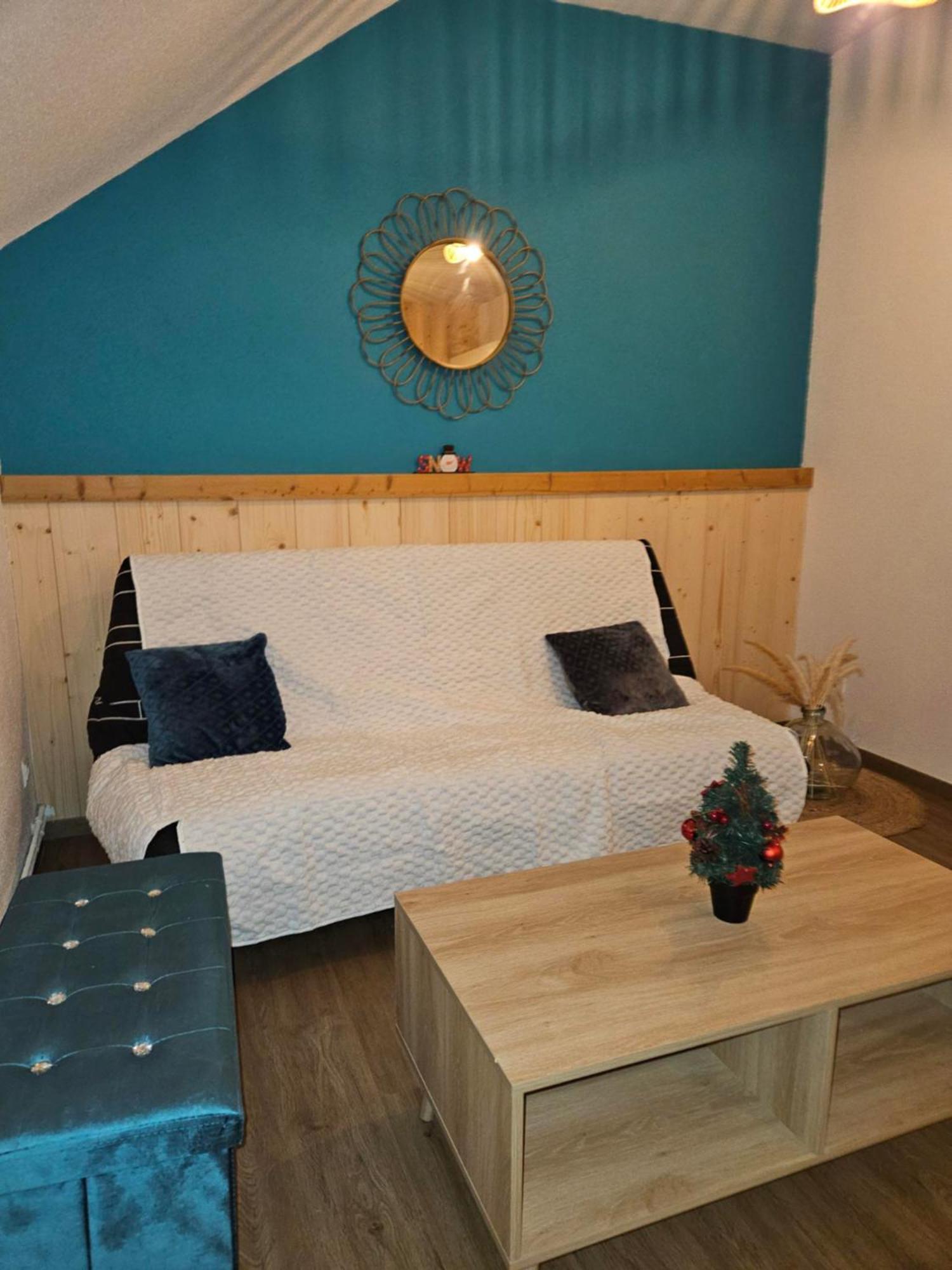 Gite Eglantine 2 A 6 Personnes Avec Spa Et Salle De Jeux Dans La Residence Вантрон Екстериор снимка